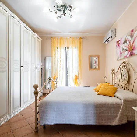 Casa Del Sole Con Terrazza Apartman Budoni